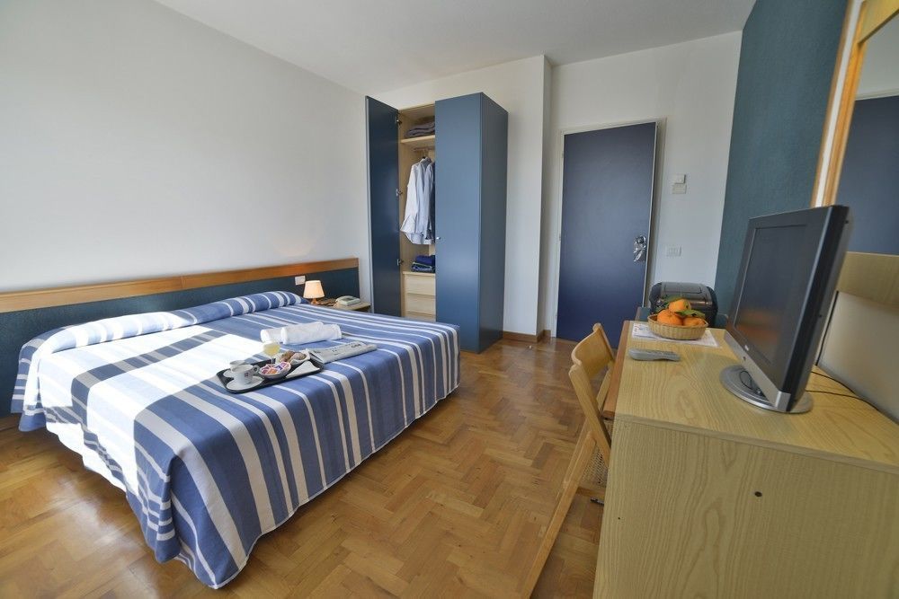 Hotel Mistral Oristano Dış mekan fotoğraf