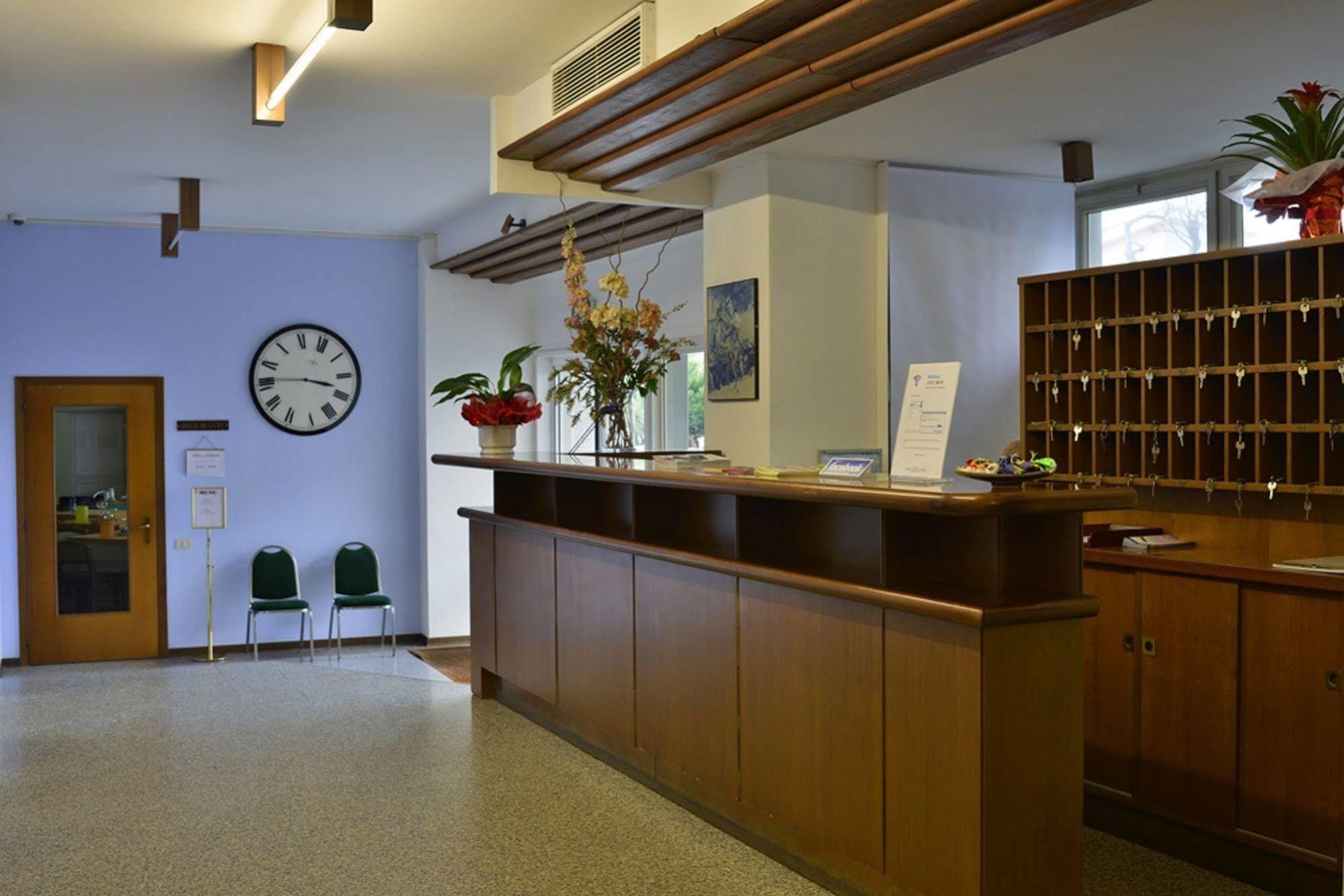 Hotel Mistral Oristano Dış mekan fotoğraf